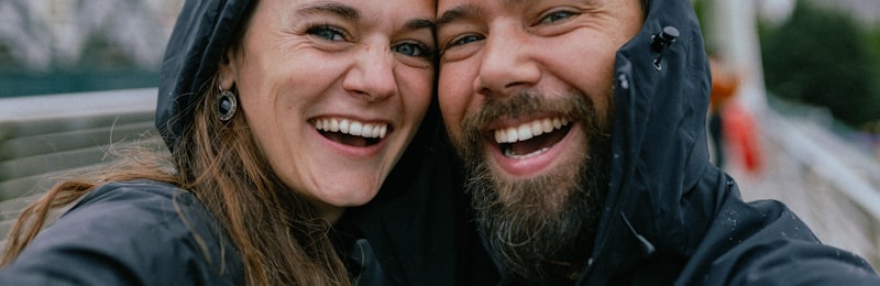 Happy couple – Flyhi Finance Personal Loans